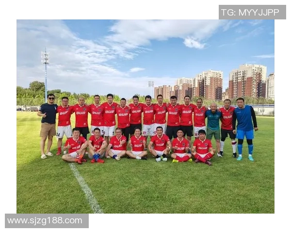 足球明星齐聚一堂献上精彩表演盛宴展现球场之外的魅力与才华